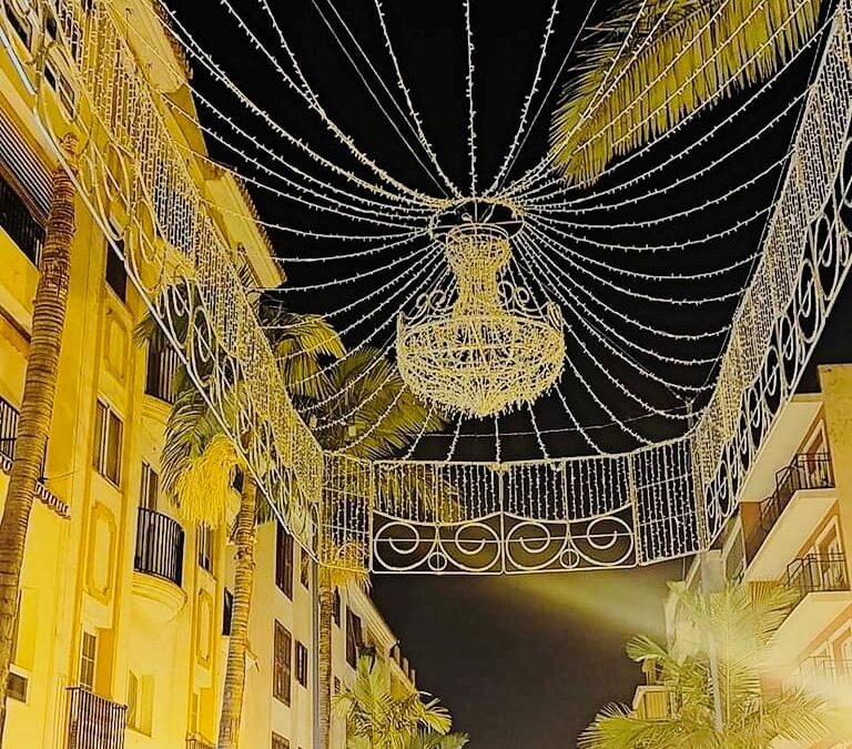 Málaga pynter seg til julefeiring…